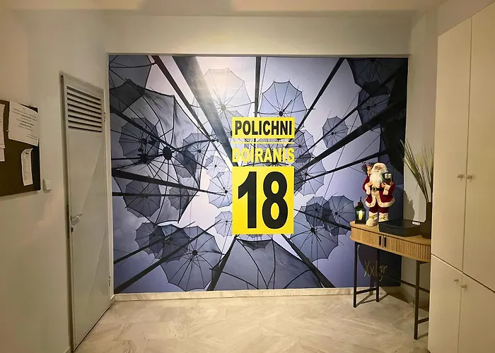 Entire-floor 2br Penthouse With 2 Huge Balconies & Free Parking Apartment *