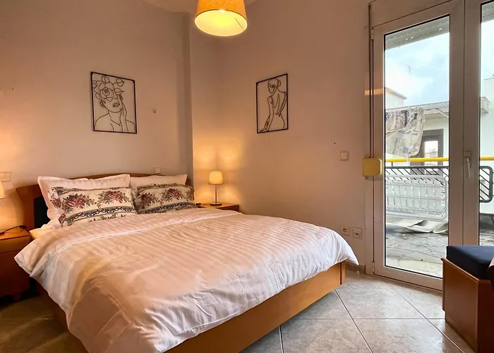 Apartman Entire-floor 2br Penthouse With 2 Huge Balconies & Free Parking Szaloniki